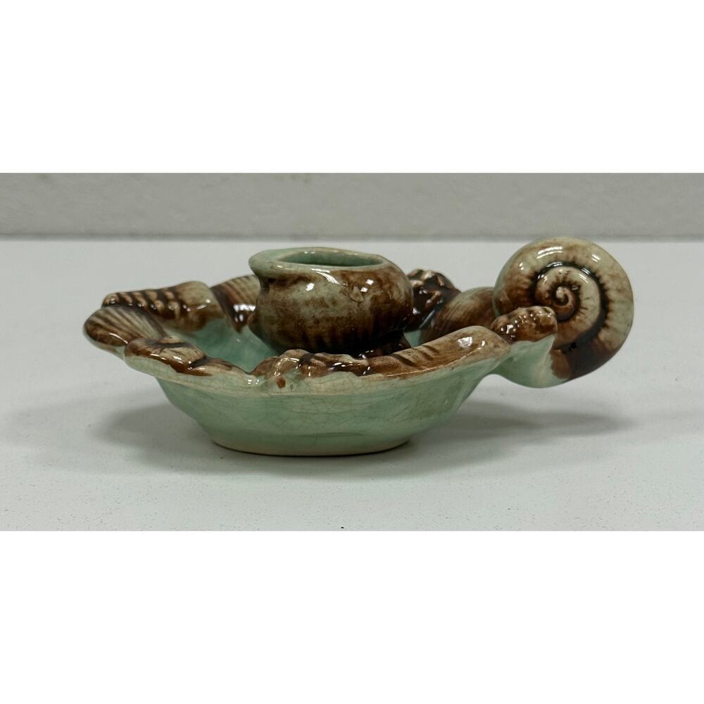 Vintage Coastal Decor Shell Candle Holder. KK560